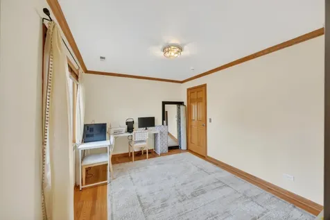 5636 9TH Avenue Countryside IL 60525