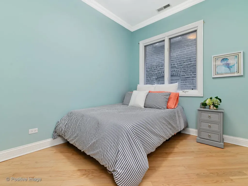 2651 West Haddon Avenue Chicago IL 60622