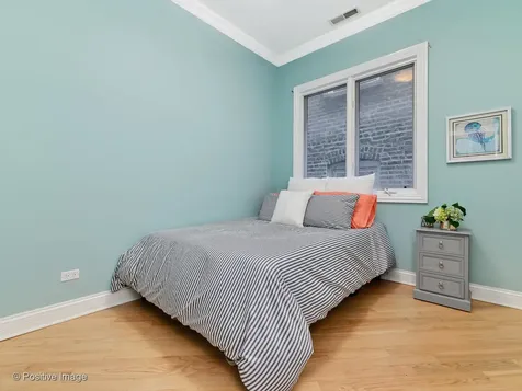 2651 West Haddon Avenue Chicago IL 60622