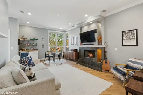 2651 West Haddon Avenue Chicago IL 60622