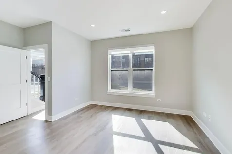 5424 Old Orchard Road Skokie IL 60077