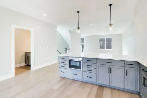 5424 Old Orchard Road Skokie IL 60077