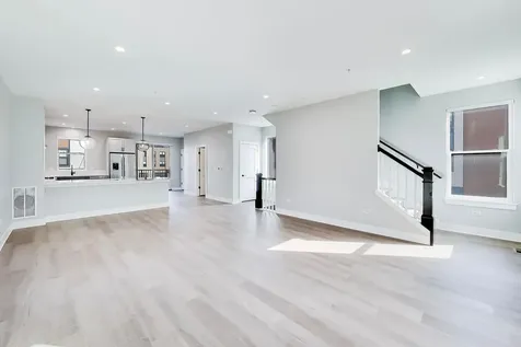 5424 Old Orchard Road Skokie IL 60077
