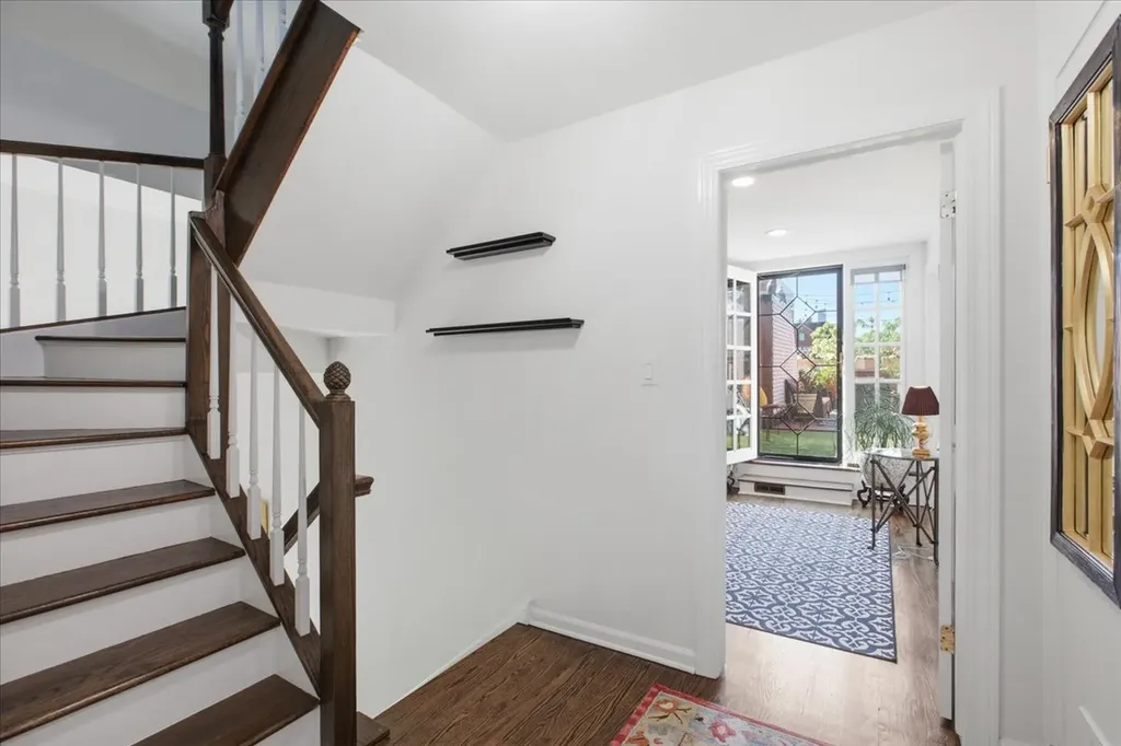 1608 North St Michaels Court Chicago IL 60614
