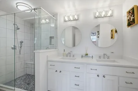 1608 North St Michaels Court Chicago IL 60614