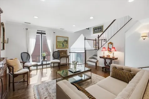 1608 North St Michaels Court Chicago IL 60614