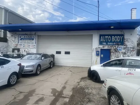 3452 North Elston Avenue Chicago IL 60618