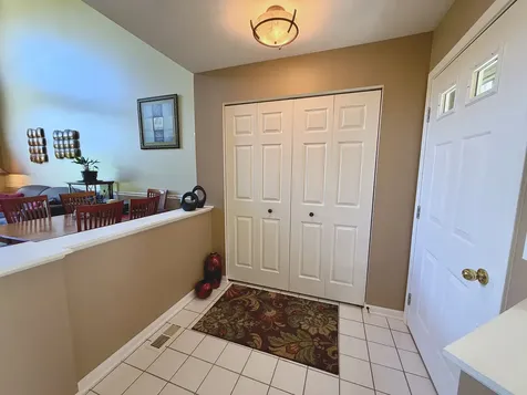 1150 Hawthorne Lane Elk Grove Village IL 60007