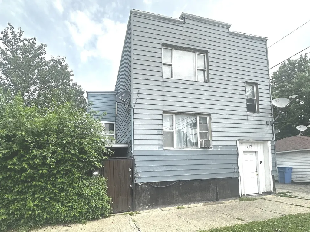 5159 South Albany Avenue Chicago IL 60632