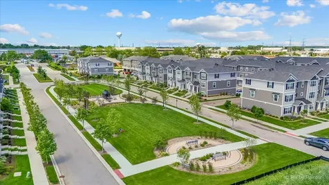2041 Sequoia Avenue Mundelein IL 60060