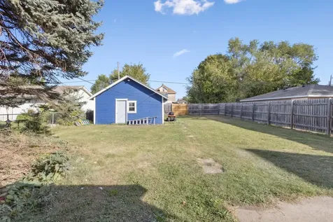 434 16TH Avenue Rockford IL 61104
