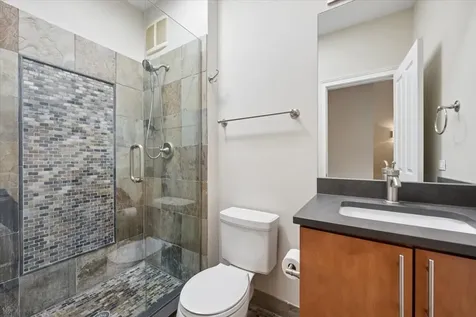 3006 West Newport Avenue Chicago IL 60618