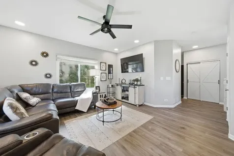 6 Hazelwood Court Lake In The Hills IL 60156