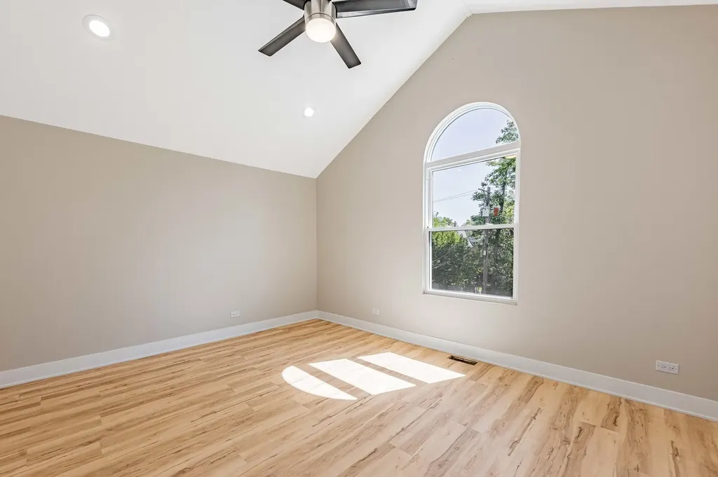 921 North Lorel Avenue Chicago IL 60651