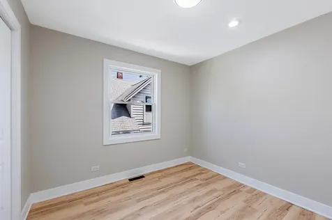 921 North Lorel Avenue Chicago IL 60651