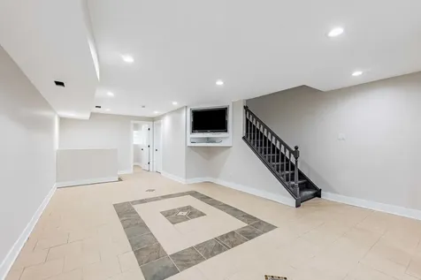 921 North Lorel Avenue Chicago IL 60651