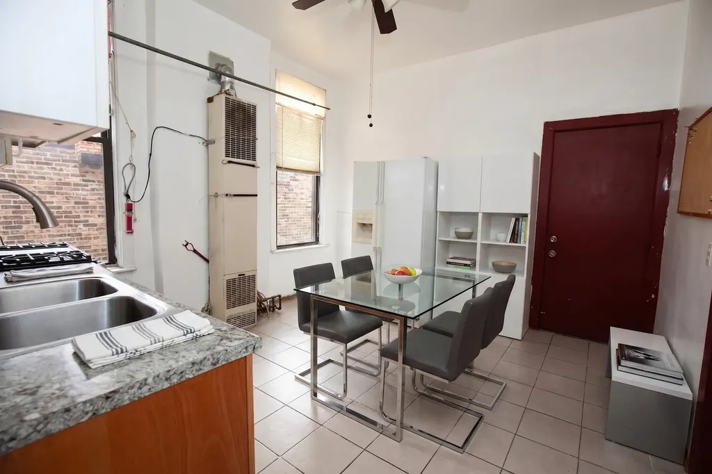 2918 South Wells Street Chicago IL 60616