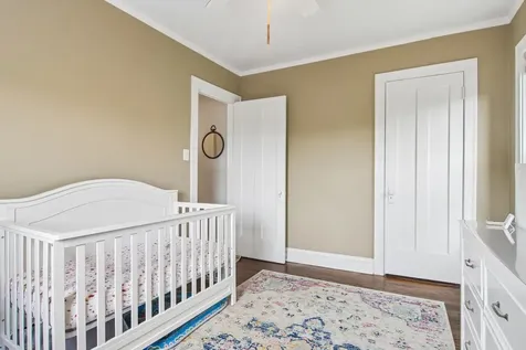 1946 West Patterson Avenue Chicago IL 60613