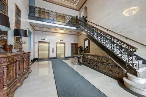 1791 West Howard Street Chicago IL 60626