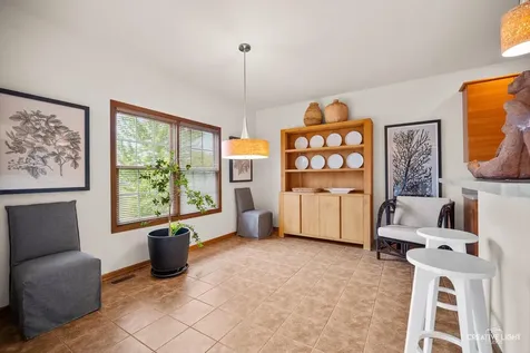 724 Emanuel Lane Sycamore IL 60178