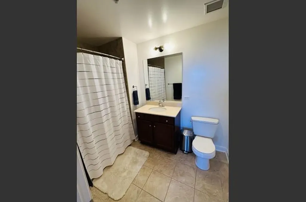 100 East 14th Street Chicago IL 60605