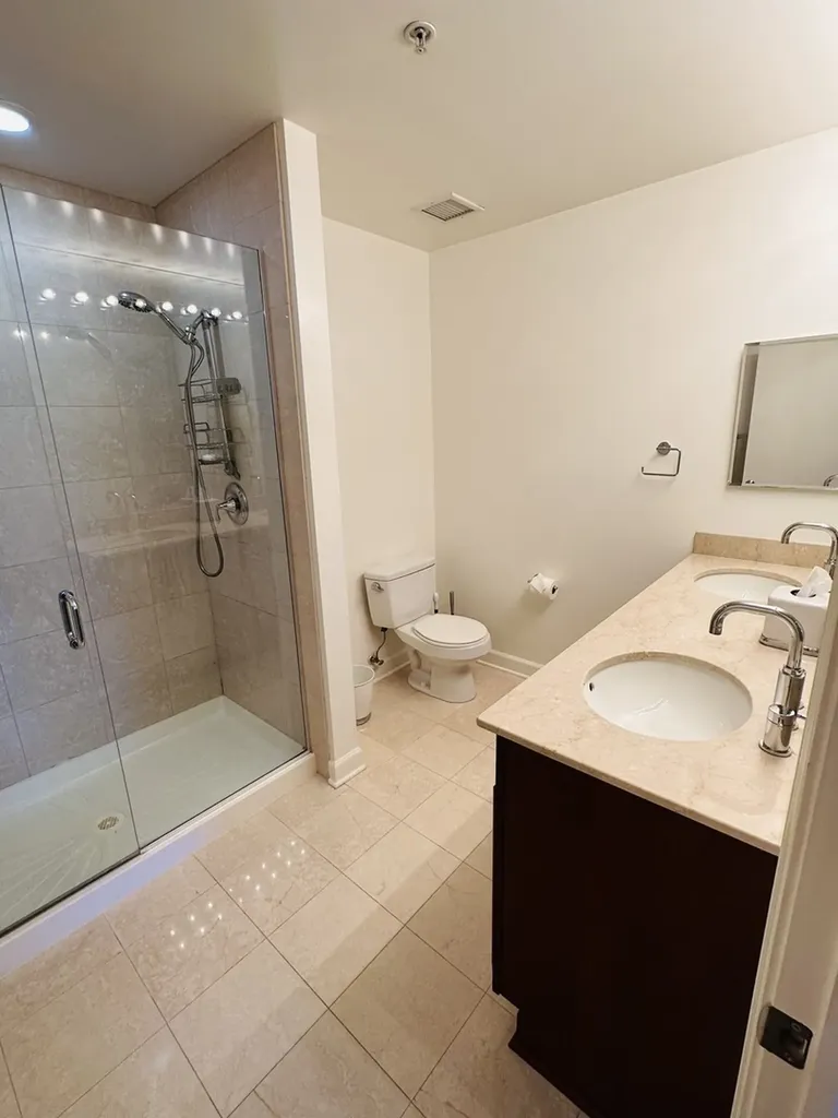 100 East 14th Street Chicago IL 60605