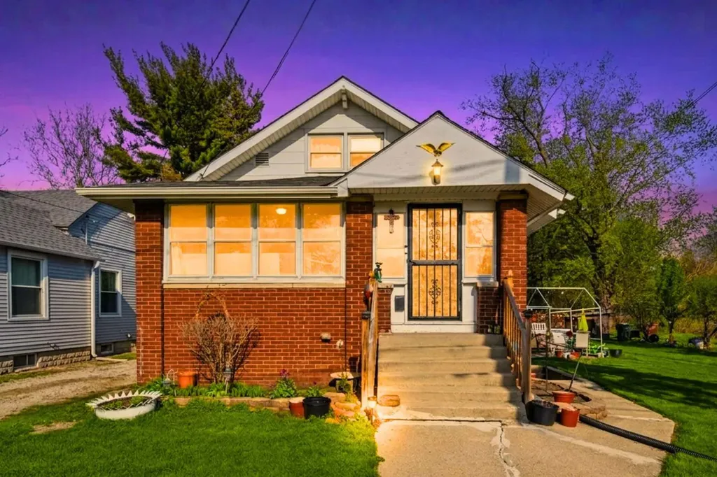 16729 Dixie Highway Hazel Crest IL 60429