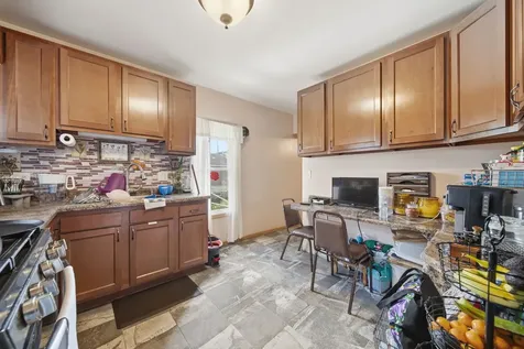 16729 Dixie Highway Hazel Crest IL 60429