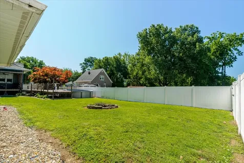 304 South Monroe Street Mackinaw IL 61755