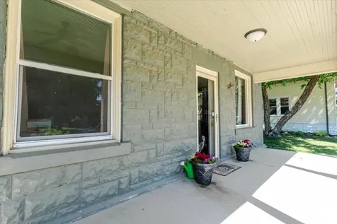 304 South Monroe Street Mackinaw IL 61755