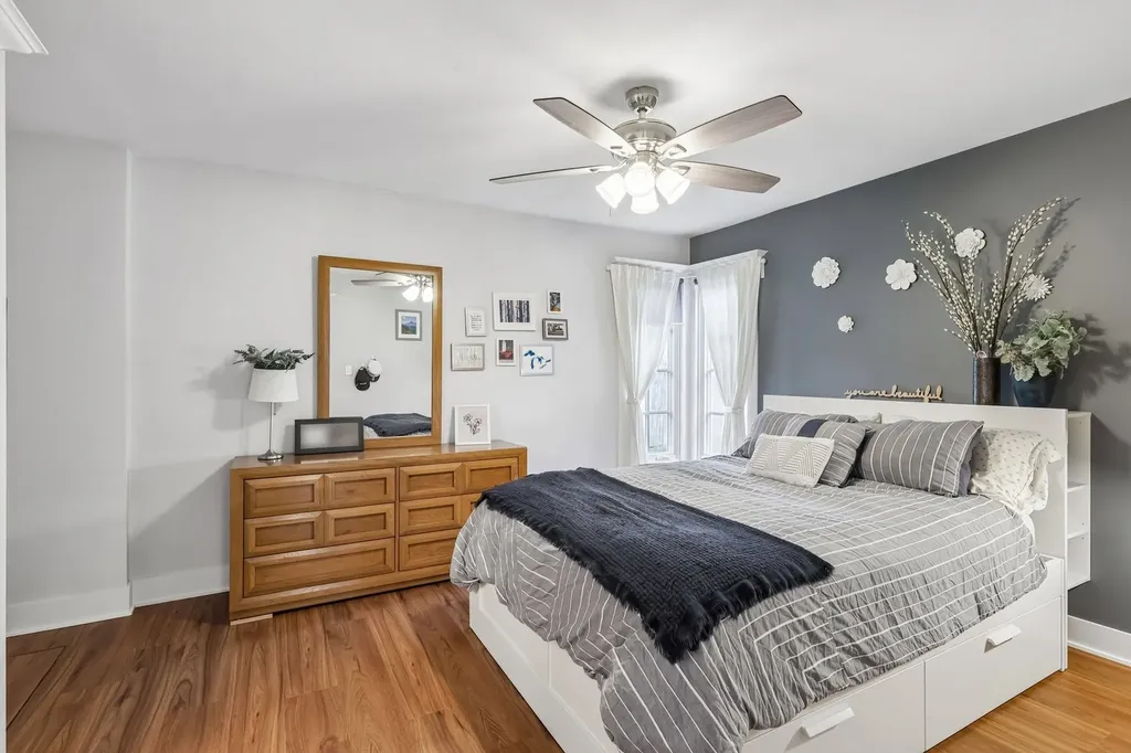 2802 Hawk Lane Rolling Meadows IL 60008