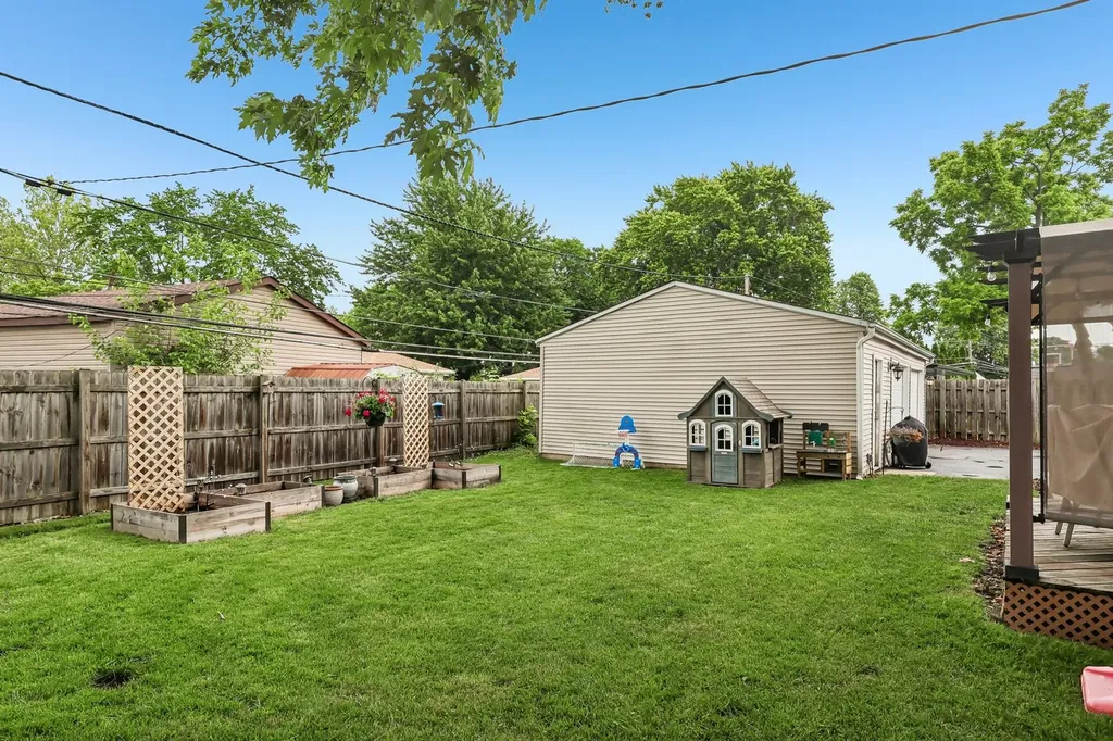 2802 Hawk Lane Rolling Meadows IL 60008