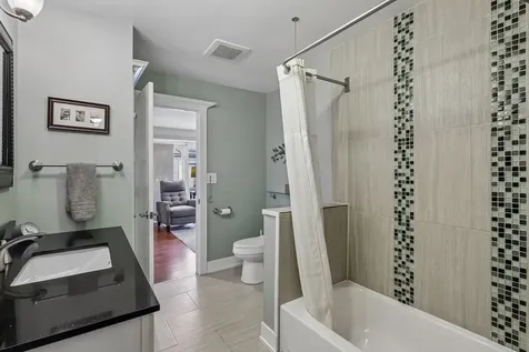 2802 Hawk Lane Rolling Meadows IL 60008