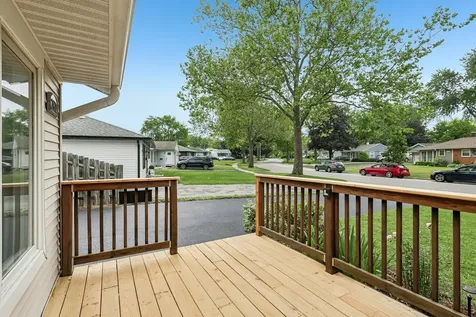 2802 Hawk Lane Rolling Meadows IL 60008