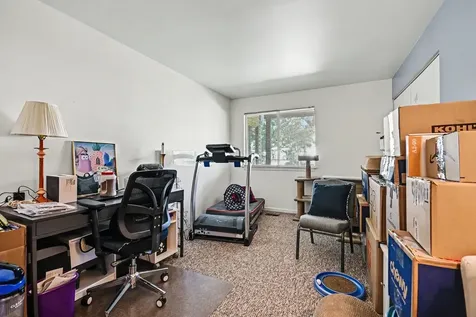 107 Winchester Drive Streamwood IL 60107