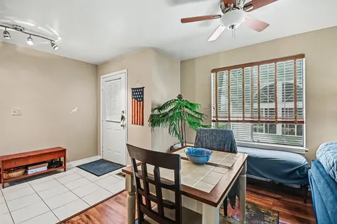 107 Winchester Drive Streamwood IL 60107