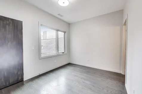 2742 North Lincoln Avenue Chicago IL 60614