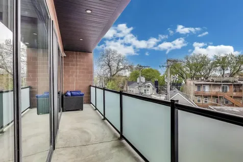 2742 North Lincoln Avenue Chicago IL 60614