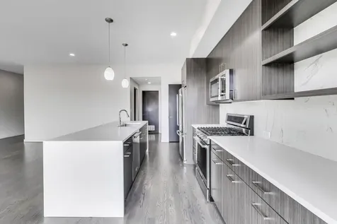 2742 North Lincoln Avenue Chicago IL 60614