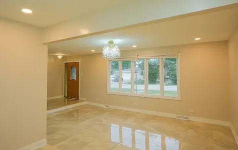 10459 South 81st Avenue Palos Hills IL 60465