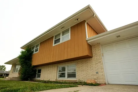 10459 South 81st Avenue Palos Hills IL 60465