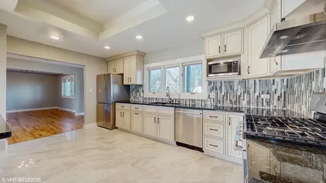 1838 North Windsor Drive Arlington Heights IL 60004