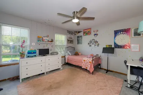 1471 Holbrook Lane Batavia IL 60510