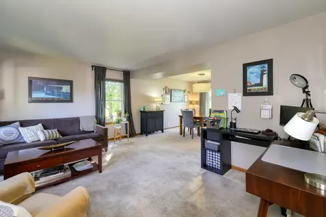 1471 Holbrook Lane Batavia IL 60510
