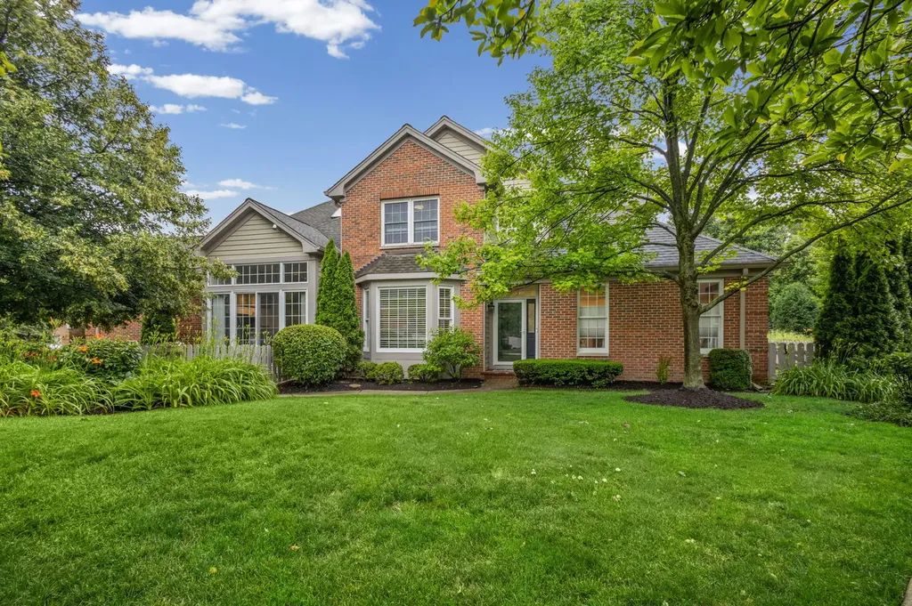 2064 Norwich Court Glenview IL 60026