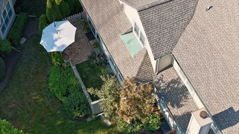 2064 Norwich Court Glenview IL 60026