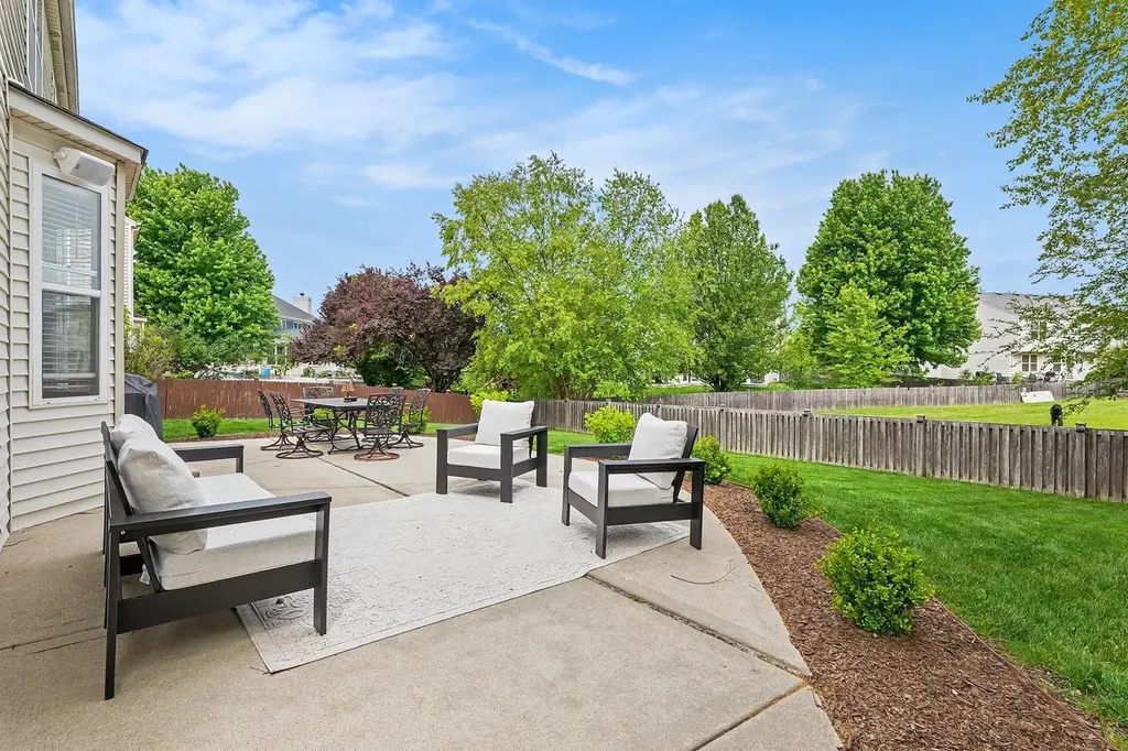 7513 Burshire Drive Plainfield IL 60586