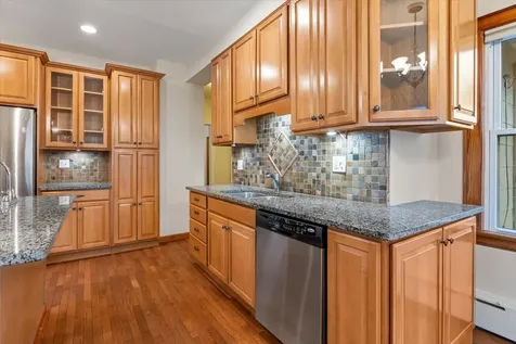 1523 Oakwood Avenue Des Plaines IL 60016