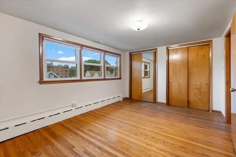 1523 Oakwood Avenue Des Plaines IL 60016