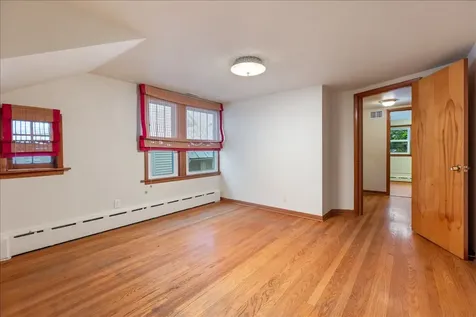 1523 Oakwood Avenue Des Plaines IL 60016